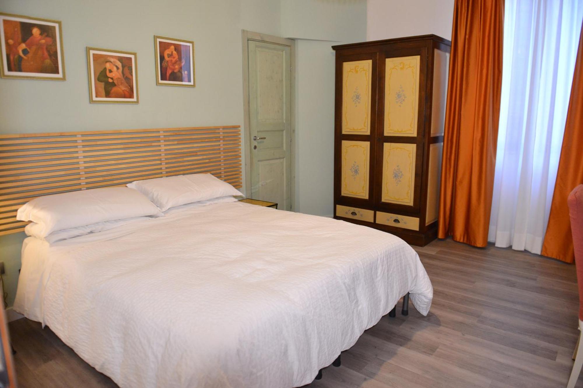 Residenza Del Turista Bed & Breakfast Catania Ngoại thất bức ảnh